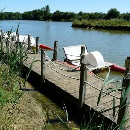 Mobil-home Pour 4 Pers. Avec Terrasse - Api-1-52-945 *